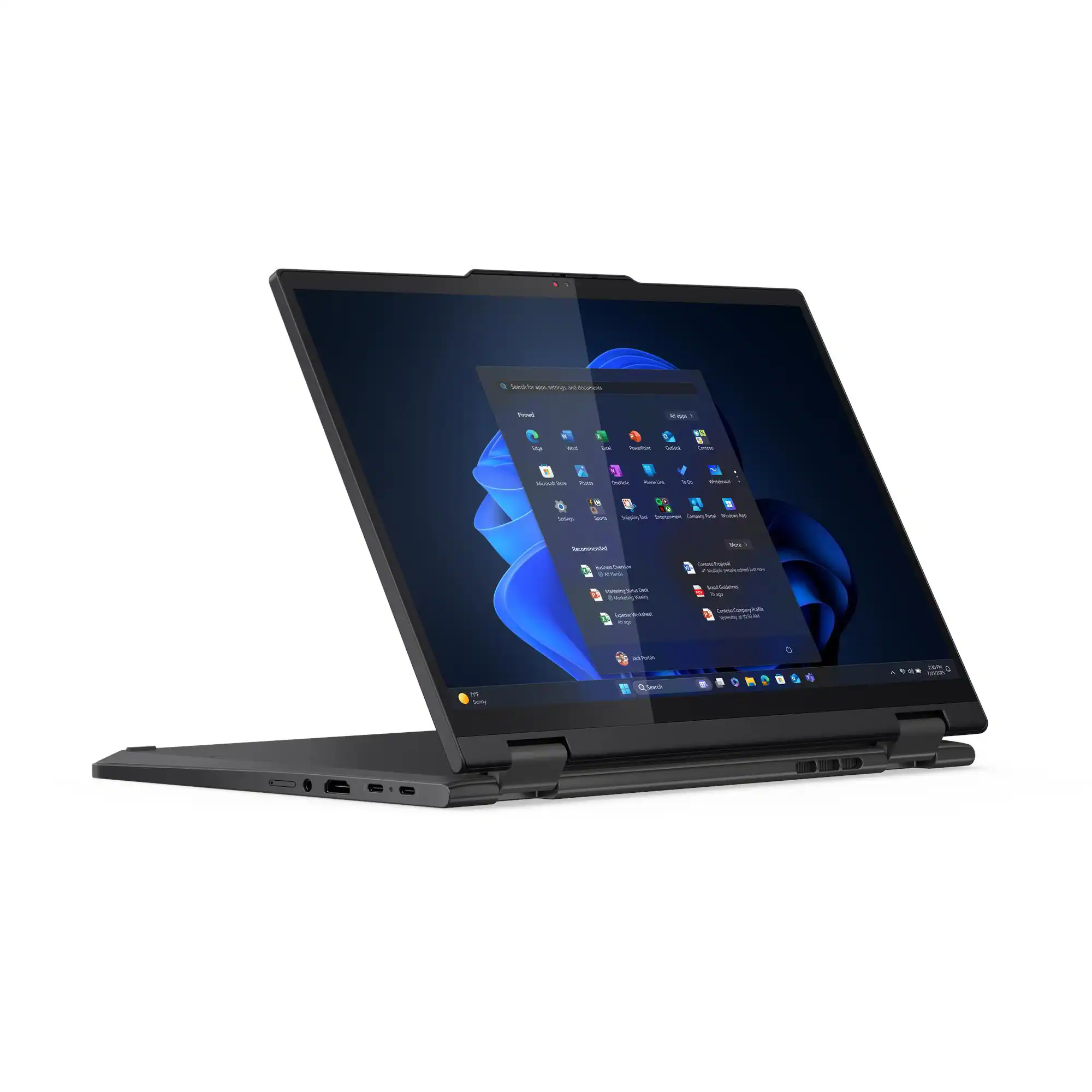 Zdjęcie ukazuje czarnego otwartego laptopa